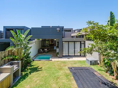 3 Bedroom Townhouse For Sale in Ballito - MhR5.webp