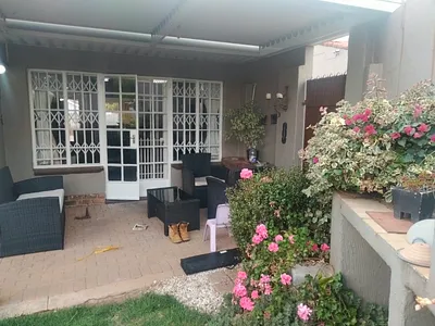 2 Bedroom Townhouse For Sale in Randburg - img