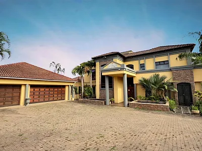 4 Bedroom House For Sale in Richards Bay - 8esh.webp