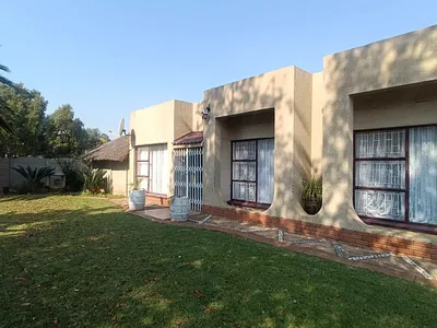3 Bedroom House For Sale in Meyerton - ERGF.webp
