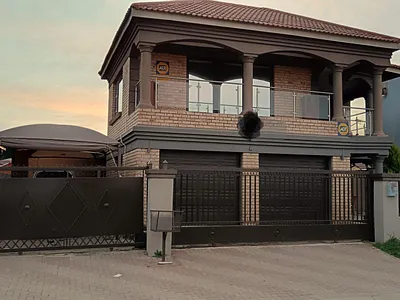 4 Bedroom House For Sale in Bloemfontein - qrVG.webp
