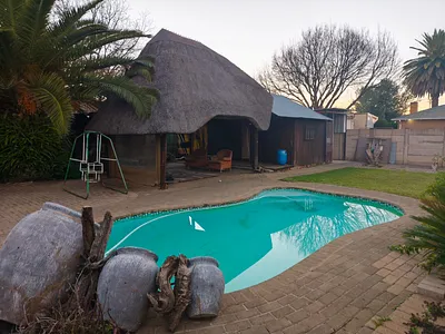 5 Bedroom House For Sale in Bloemfontein - cDp9.webp