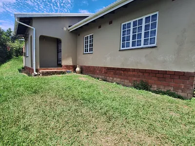 3 Bedroom House For Sale in Verulam - img