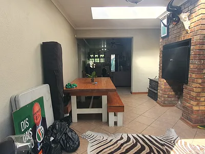 2 Bedroom Apartment To Rent in Heidelberg - VAIu.webp