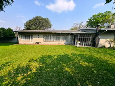 4 Bedroom House For Sale in Sasolburg - QGnF.webp
