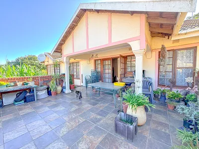 3 Bedroom Townhouse For Sale in Empangeni - vaz3.webp