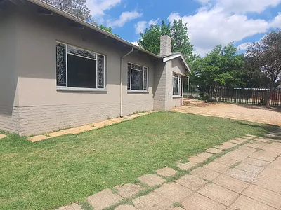 3 Bedroom House For Sale in Heidelberg - 85j7.webp