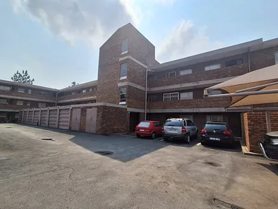 2 Bedroom Apartment For Sale in Vereeniging - tG79.webp