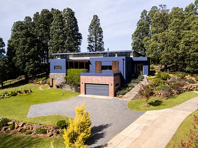 3 Bedroom House For Sale in Nottingham Road - JVKK.webp