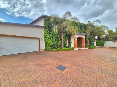 3 Bedroom House For Sale in Brakpan - RNCc.webp