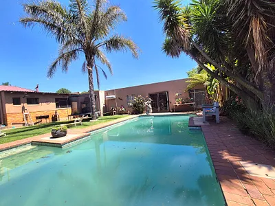 3 Bedroom House For Sale in Brakpan - 2a2N.webp