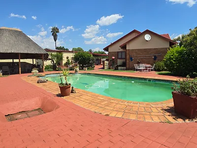 3 Bedroom House For Sale in Springs - 033r.webp