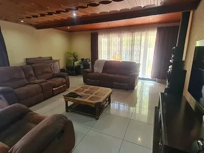 4 Bedroom House To Rent in Secunda - iahi.webp