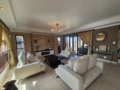 6 Bedroom House For Sale in Vanderbijlpark - cfFT.webp