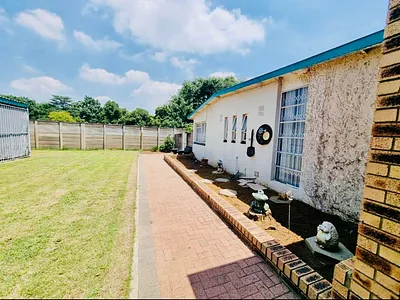 4 Bedroom House To Rent in Sasolburg - PMrT.webp