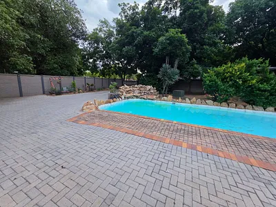 4 Bedroom House For Sale in Sasolburg - DYmY.webp
