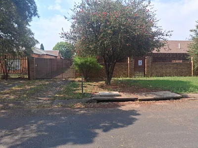3 Bedroom House For Sale in Bronkhorstspruit - IS81.webp