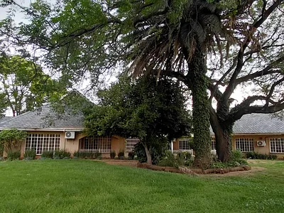 5 Bedroom House To Rent in Benoni - 5TQF.webp