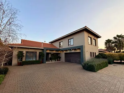 5 Bedroom House For Sale in Vanderbijlpark - UWge.webp