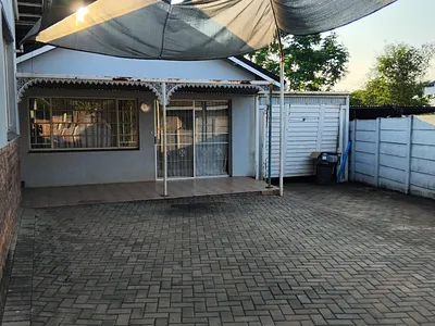 0.5 Bedroom Apartment To Rent in Barberton - TnCt.webp