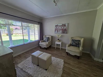 4 Bedroom House For Sale in Sasolburg - smzX.webp