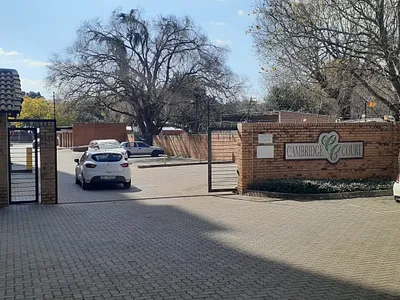 1 Bedroom Apartment To Rent in Pretoria - EEFN.webp