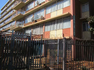 1 Bedroom Apartment For Sale in Pretoria - YP3f.webp