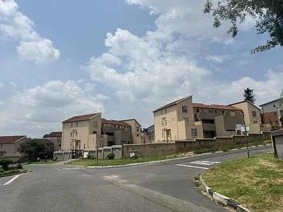 3 Bedroom Apartment To Rent in Midrand - img