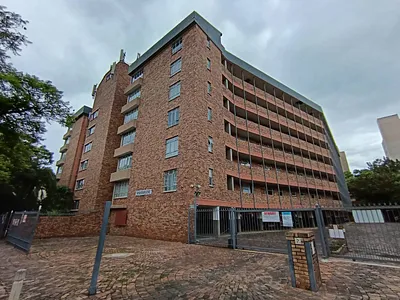 1 Bedroom Apartment To Rent in Pretoria - ilc9.webp