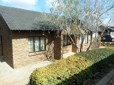 1 Bedroom Apartment For Sale in Pretoria - Q6dW.webp