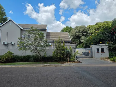 4 Bedroom House For Sale in Pretoria - 0rcU.webp
