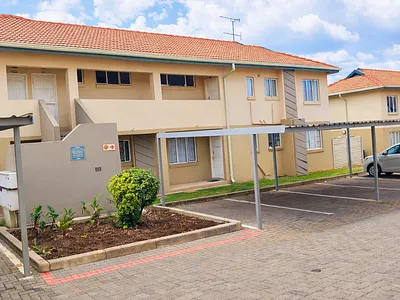 2 Bedroom Apartment For Sale in Edenvale - 0G6Z.webp