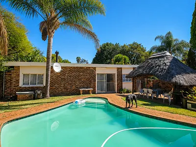 4 Bedroom House For Sale in Pretoria - 76YO.webp