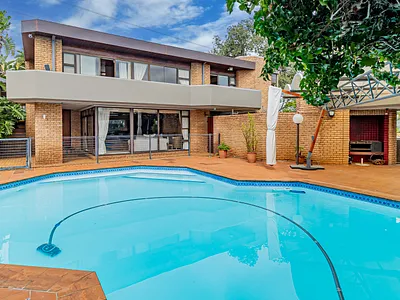 4 Bedroom House For Sale in Pretoria - f5yK.webp