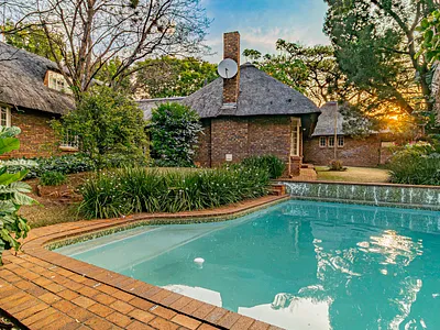 5 Bedroom House For Sale in Pretoria - V7TI.webp