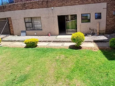 1 Bedroom Apartment To Rent in Kempton Park - fj7v.webp
