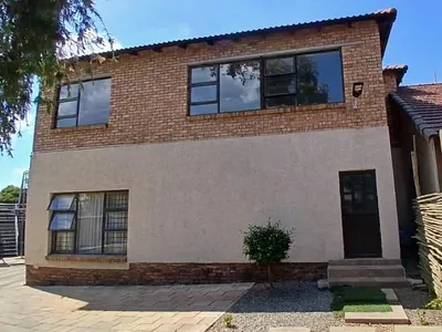 1 Bedroom Apartment To Rent in Kempton Park - 5Izz.webp