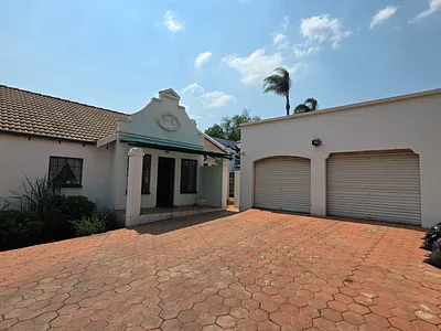 3 Bedroom House For Sale in Pretoria - img