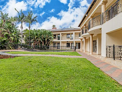 Commercial Property For Sale in Pretoria - iz3Y.webp