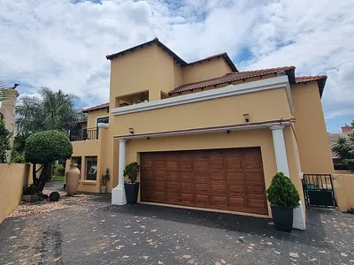 4 Bedroom House For Sale in Pretoria - ANUN.webp