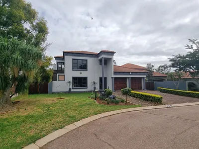 4 Bedroom House For Sale in Pretoria - RON3.webp