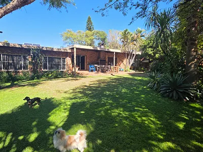 5 Bedroom House For Sale in Pretoria - PbOk.webp