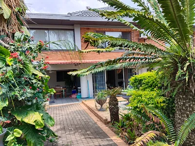 5 Bedroom House For Sale in Nelspruit - UIkt.webp
