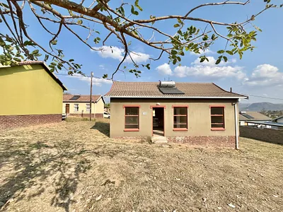 2 Bedroom House For Sale in Nelspruit - img