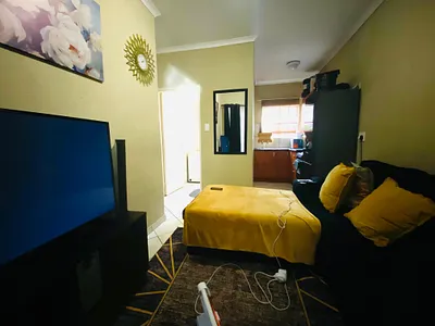 2 Bedroom Apartment For Sale in Nelspruit - 4SBS.webp