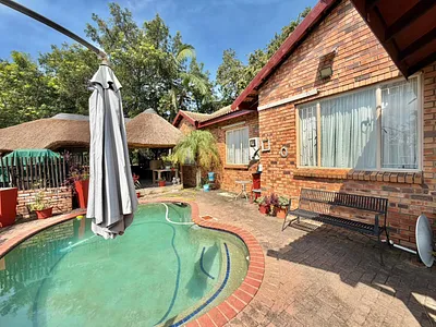 3 Bedroom House To Rent in Nelspruit - xxQL.webp