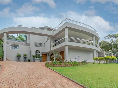 5 Bedroom House For Sale in Umhlanga - img