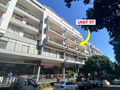 2 Bedroom Apartment For Sale in Umhlanga - HxqG.webp