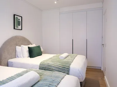2 Bedroom Apartment To Rent in Cape Town - cMFg.webp
