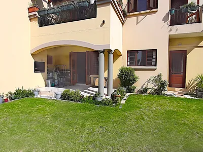 2 Bedroom Apartment For Sale in Randburg - V4uy.webp